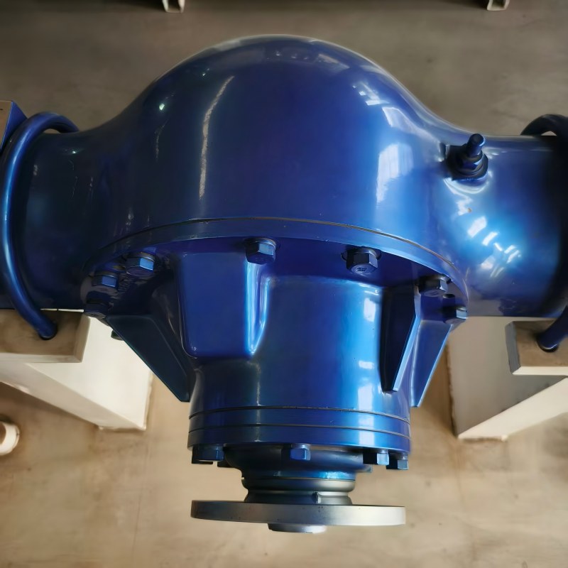 Middle-rear driving axle of a grader