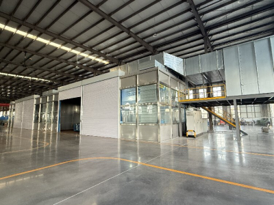 Shandong Lutong has added a new manual cleaning line, refined, which improves the quality of the drive axle.